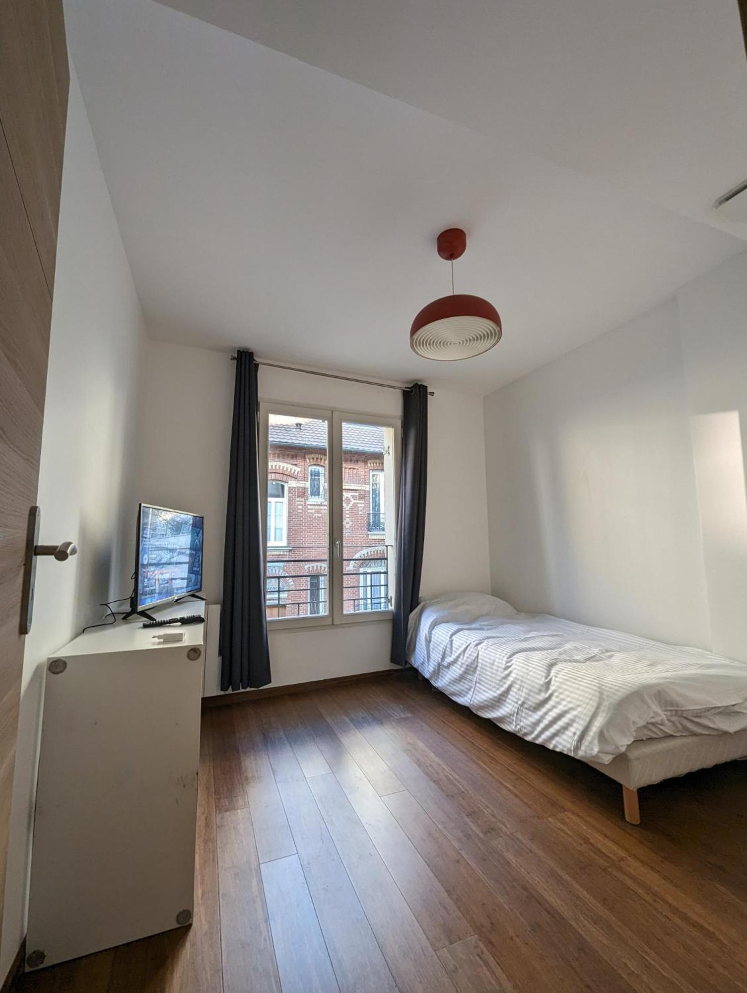Maison Luxe Avec Jardin, 5 Chambres, Home Cinema - Metro 1 Vincennes Exterior photo